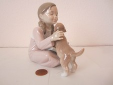 Lladro GIRL WITH PUPPY Figurine 8033  DON T BE IMPATIENT  Retired 2010