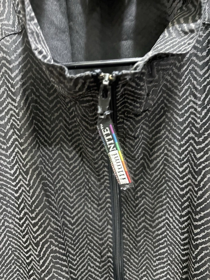 Chaleco Para Hombres Talla XL Ciclismo Correr IllumiNITE Seguridad Reflectante Alta Visibilidad Negro Foto 4 de 4