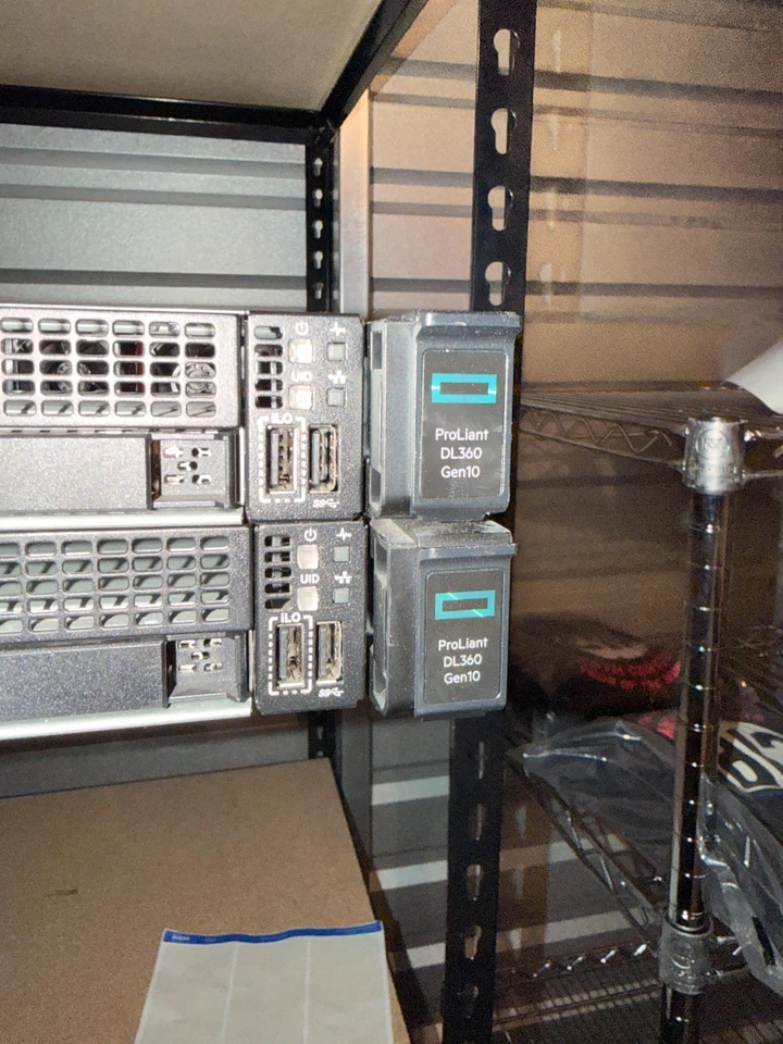 Servidor HPE ProLiant DL360 Gen10 G10 - 2 CPU Xeon - 128 GB de RAM - FUENTE DE ALIMENTACIÓN DOBLE Foto 3 de 4