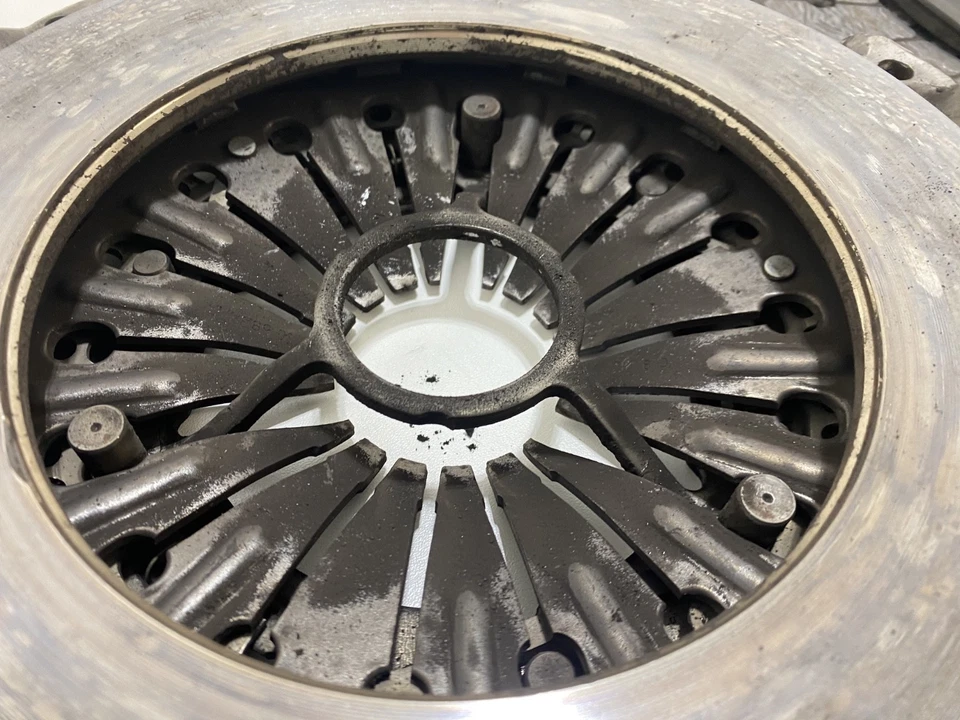 Juego embrague BMW E91 M57 LuK 124041310 disco 324051710 E90 E92 E81 E87 #1791 - Imagen 3 de 4