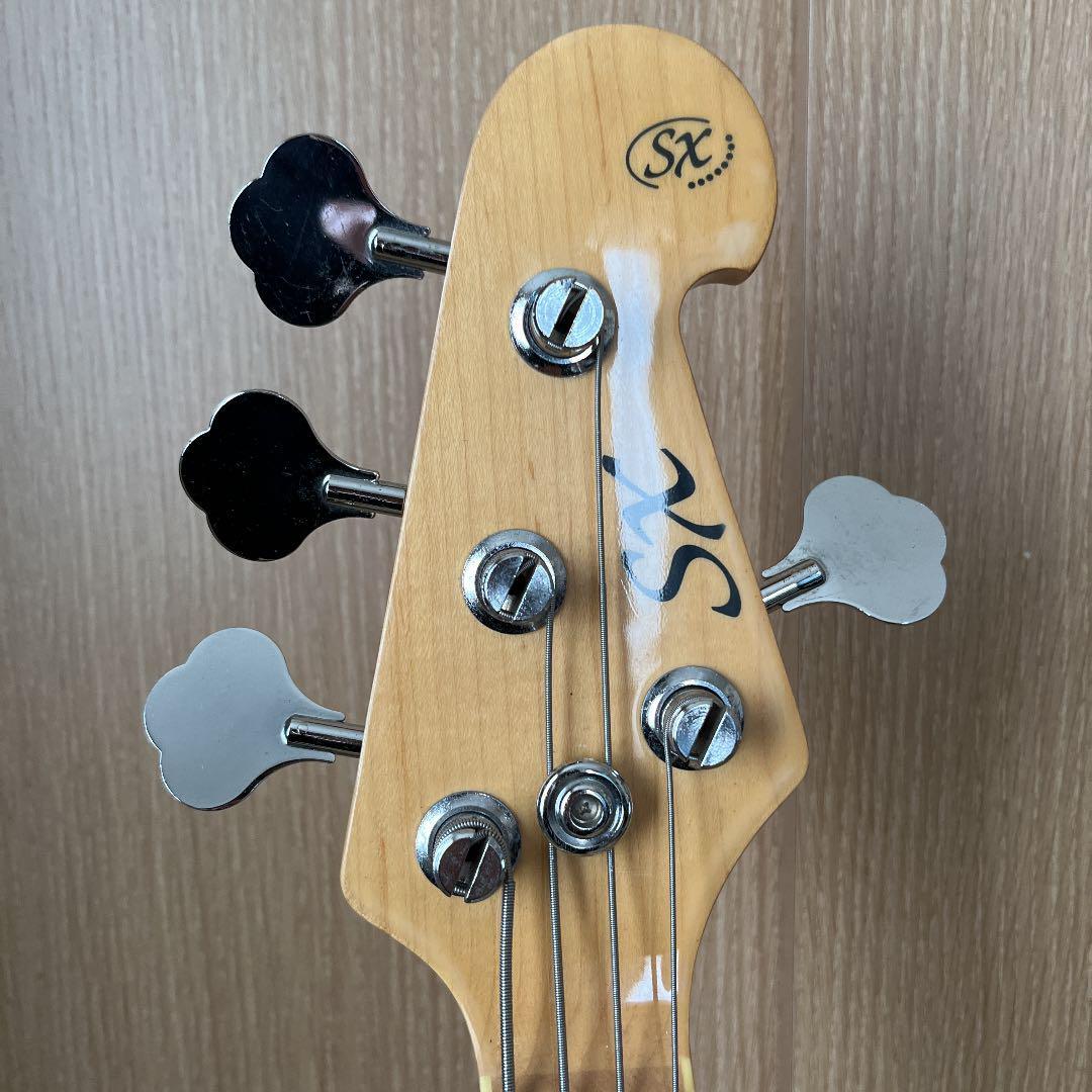 SX スティングレイ タイプのエレキベース