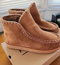 Women’s Portland Boot Company Cozie Chestnut Bootie Size 10