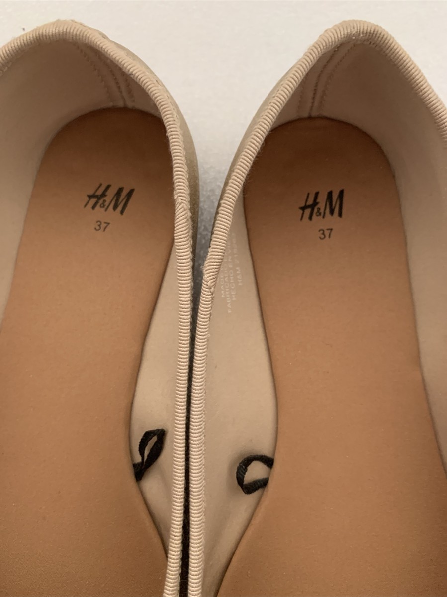 【送料&関税込】Hogan H684 Ballet Shoes Hogan H661 flat ballet shoe in beige leather with H accessory