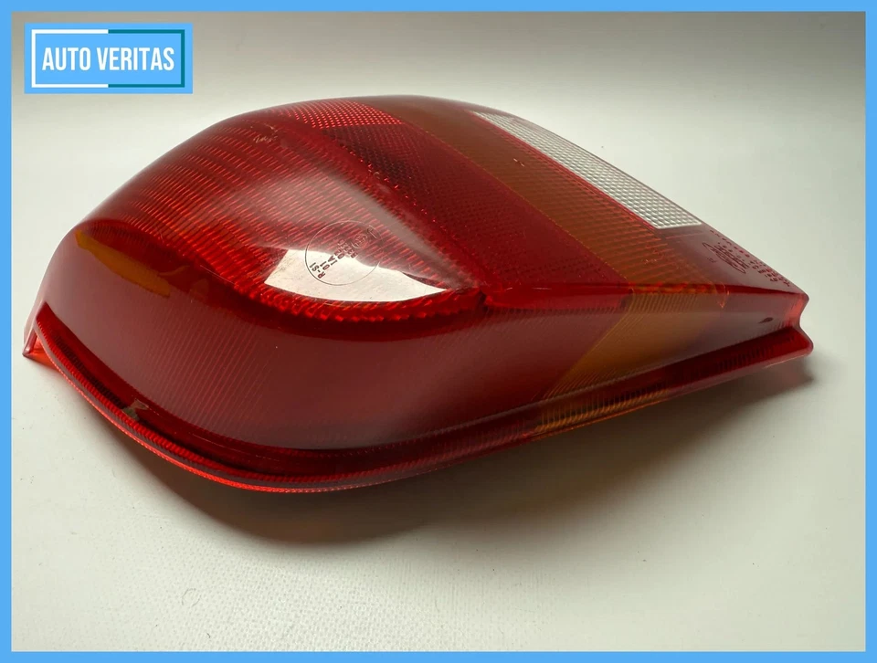 Original Ford Fiesta 3 Mk III GFJ rear light rear light right A-28-10.881 - Image 4 of 4