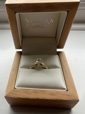 Samara James 18 Carat Gold Diamond Engagement Ring Size K
