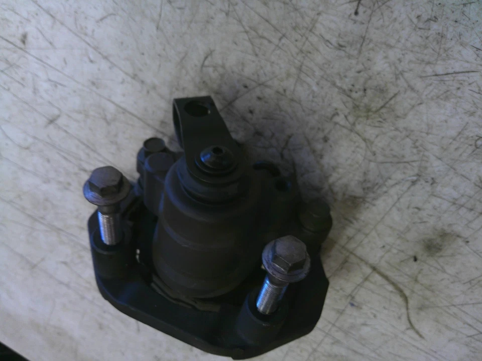 Pinza de freno trasera Yamaha Majesty 400 YP400 2004-2008 Foto 4 de 4