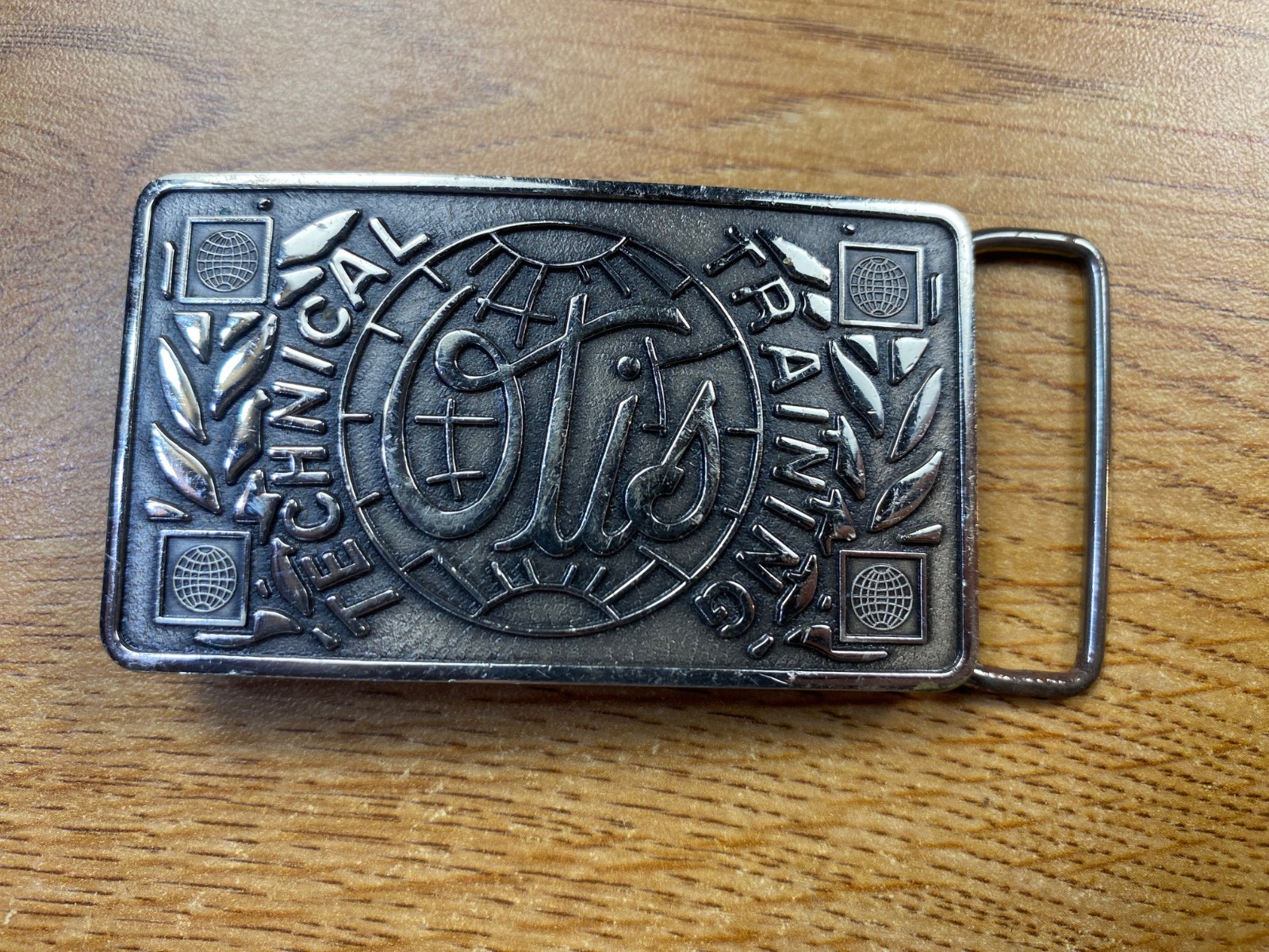Picture 1 of 3