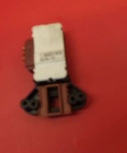 Waschmaschine BEKO WMB71442S Türschloss