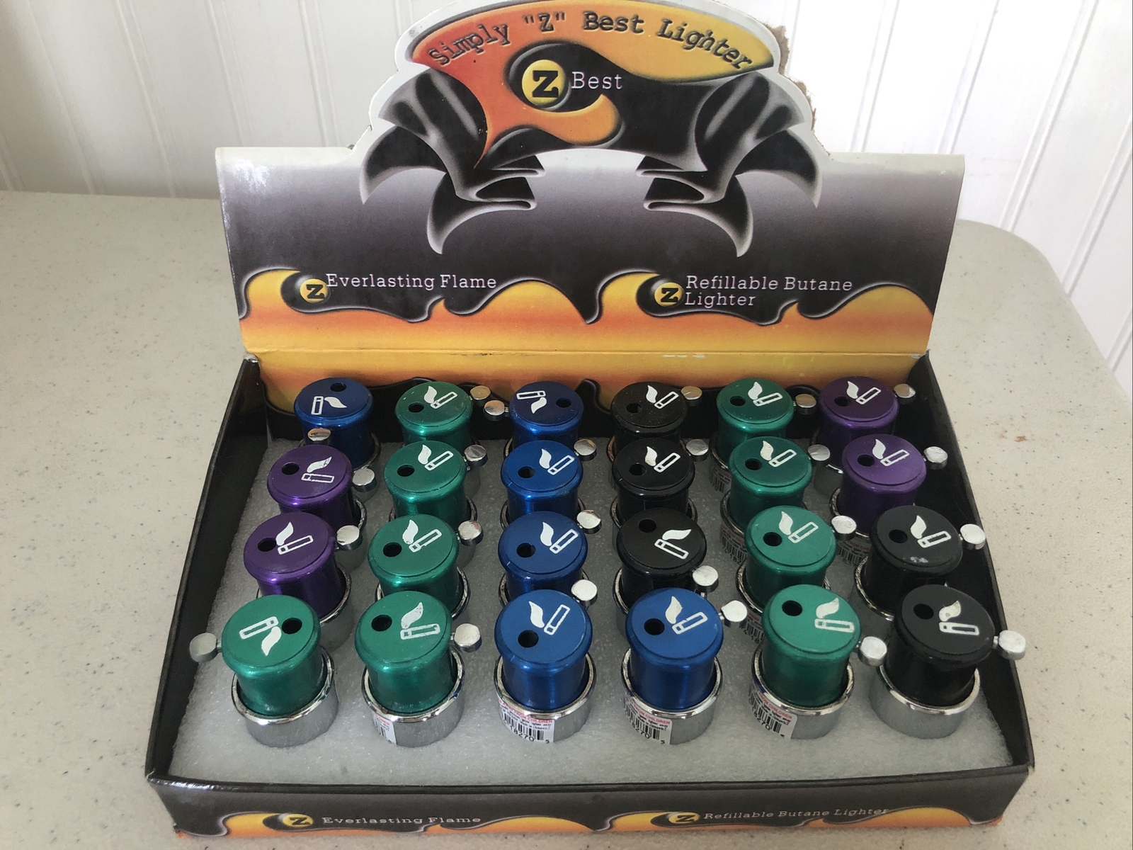S In Display 24 Ct Refillable Wholesale New Classic