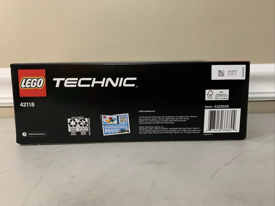 LEGO Technic Monster Jam Grave Digger 42118 New Factory Sealed - Image 4 of 4