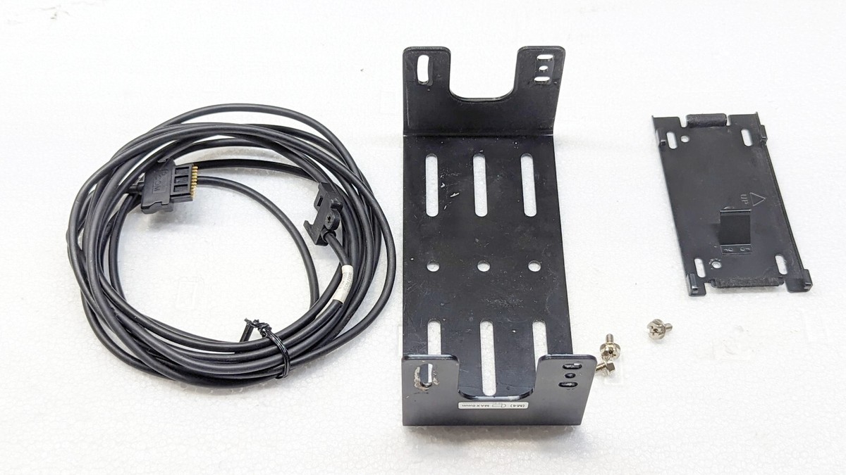 Icom OPC-1443 Separation Cable, Both brackets. Screws for IC-7000