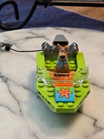 LEGO Scooby-Doo 75903 Speedboat Only with Shaggy & Scooby-Doo Minifigures Lot