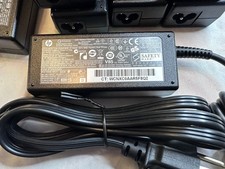 HP PN: 677774-003 .. 19.5V 3.33A 65W Genuine Original AC Power Adapter Charger
