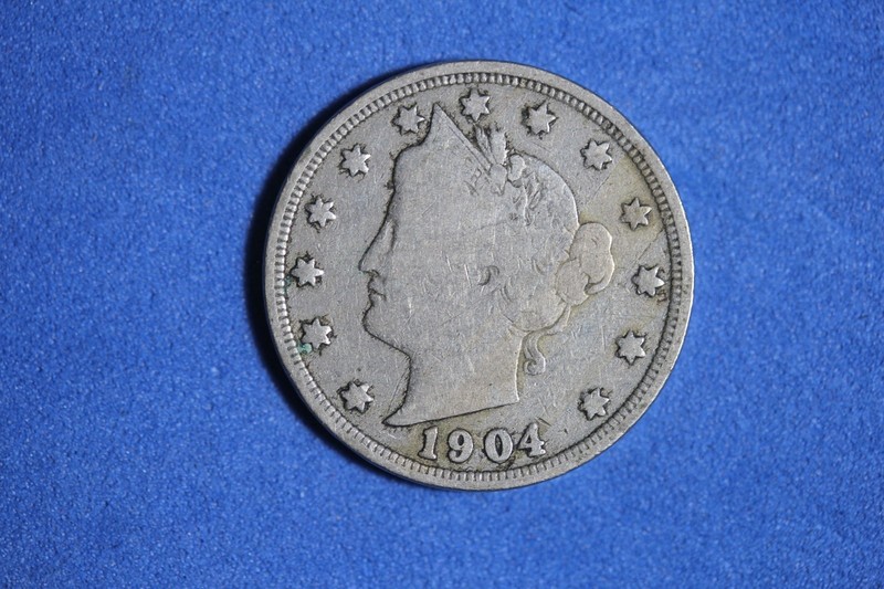 ESTATE FIND 1904 - Liberty V Nickel W/Cents!!  #K55395