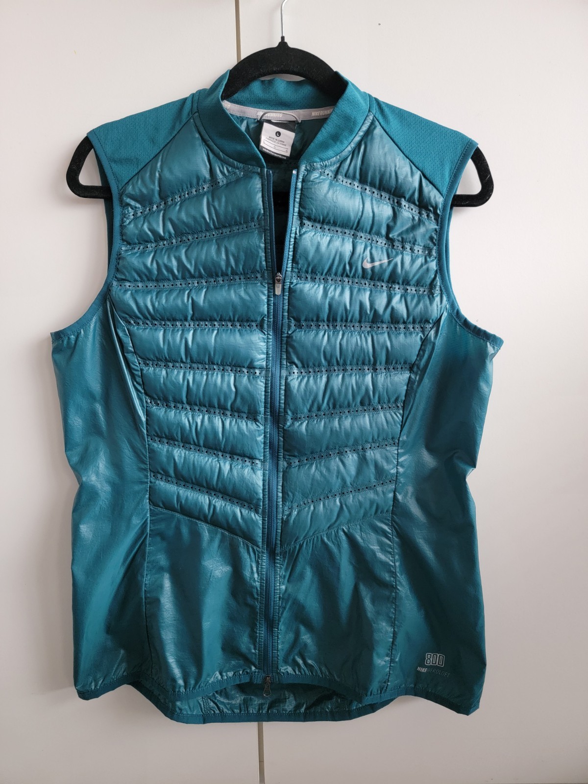 NIKE AEROLOFT 800 DOWN FILL RUNNING GILET VEST WOMENS SIZE L (546673 380)