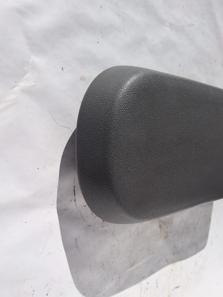 2006 2005 年福特 Freestyle 前中控台盖扶手扶手原始设备制造商灰色 — 第 4/4 张图片