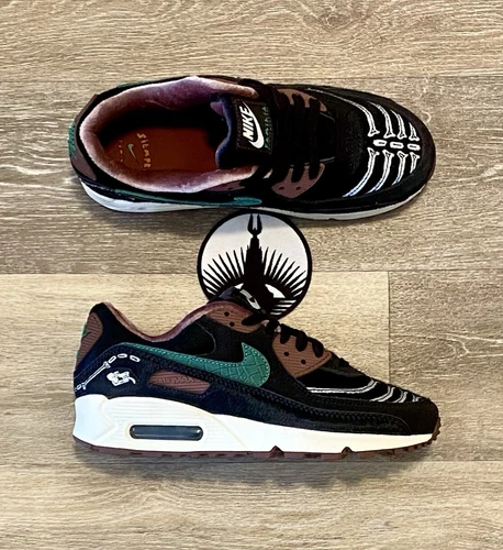 Nike Air Max 90 ‘Siempre Familia’ Faux Fur DO2154-010 Women’s 8, Men's 6.5