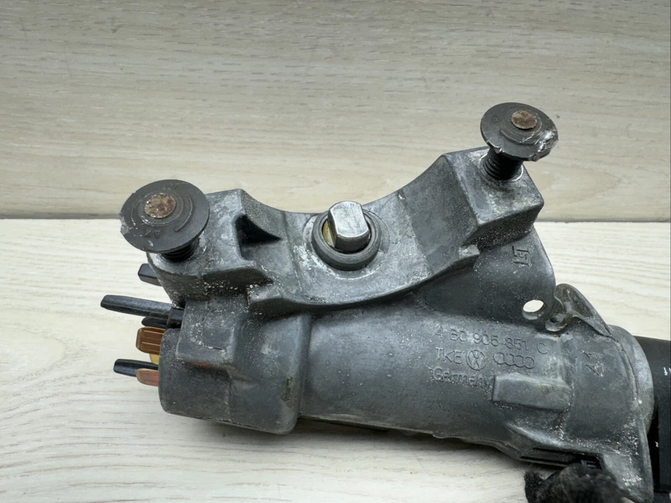 2000-2006 AUDI A6 IGNITION SWITCH LOCK CYLINDER W/KEY OEM - Image 3 of 4