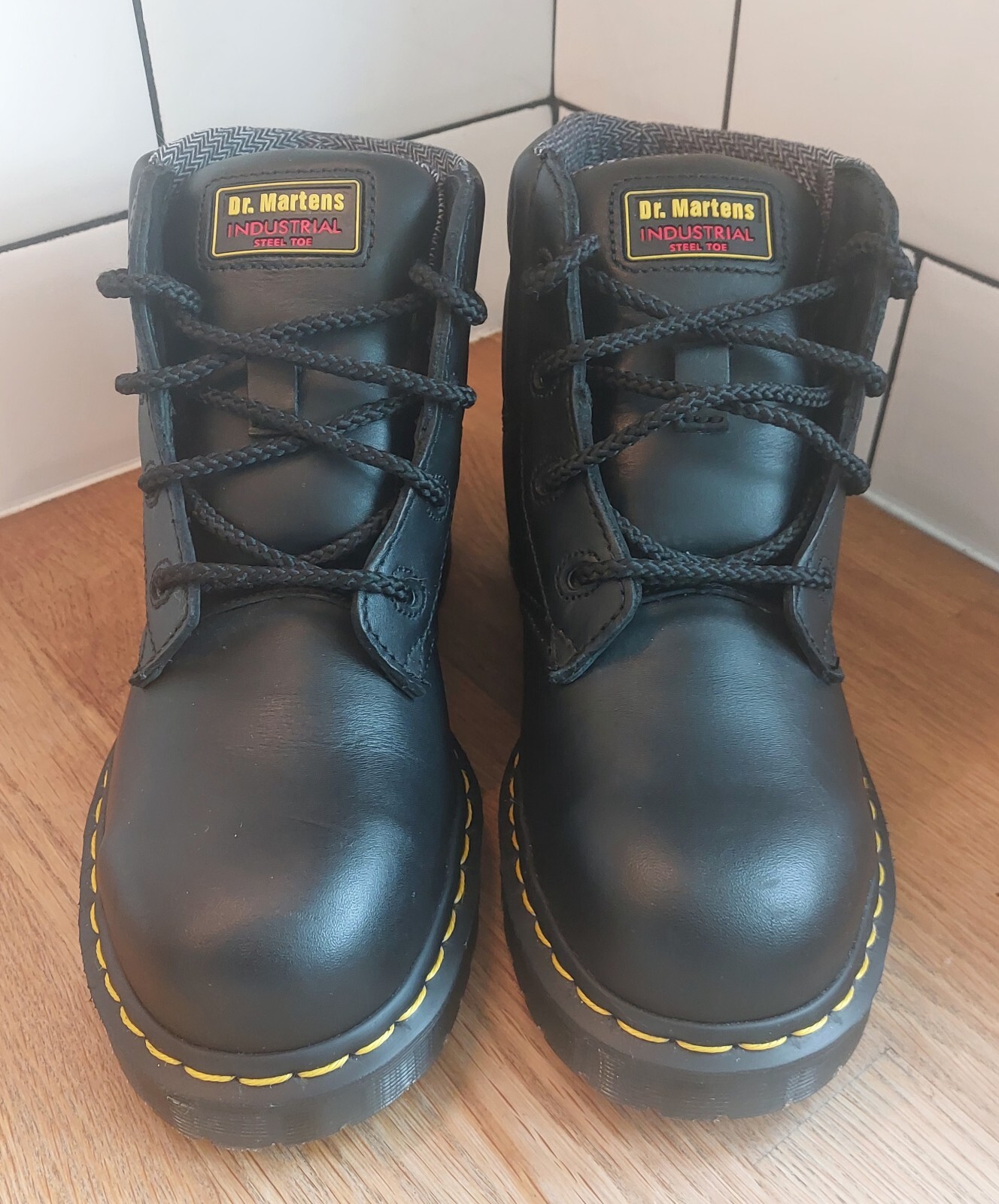 Dr. Martens Docs 7B09 SSF Icon Size 7 Black Industrial Safety Toe Cap