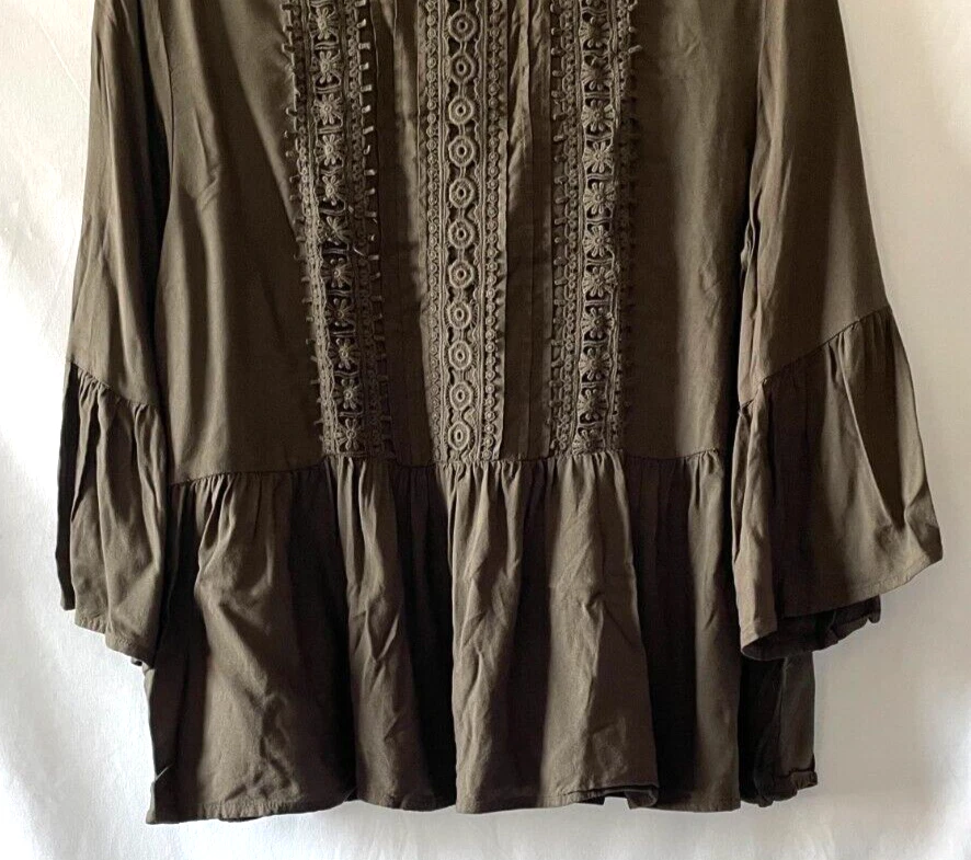 Kensie Jeans Women's Green Ruffle Front Blouse Size L - Imagem 4 de 4