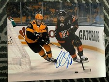 Philadelphia Flyers Claude Giroux Signed Autographed 11x14 Photo COA #3