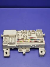Mazda 3 BK Fuse Box ECU BS4H66730E Fuse Box Body Control #1498