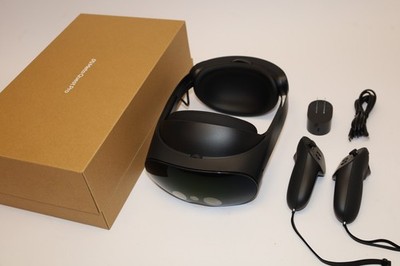 Meta Quest Pro VR Headset 256GB ,