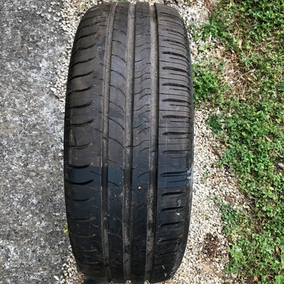 1 Pneu 215 60 R 16 99 T MICHELIN ENERGY SAVER - Photo 1/4