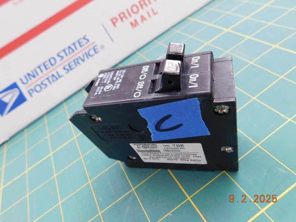 Thomas Betts T&B TBBR2020 20 Amp 2 Pole 120/240V Twin Tandem Breaker