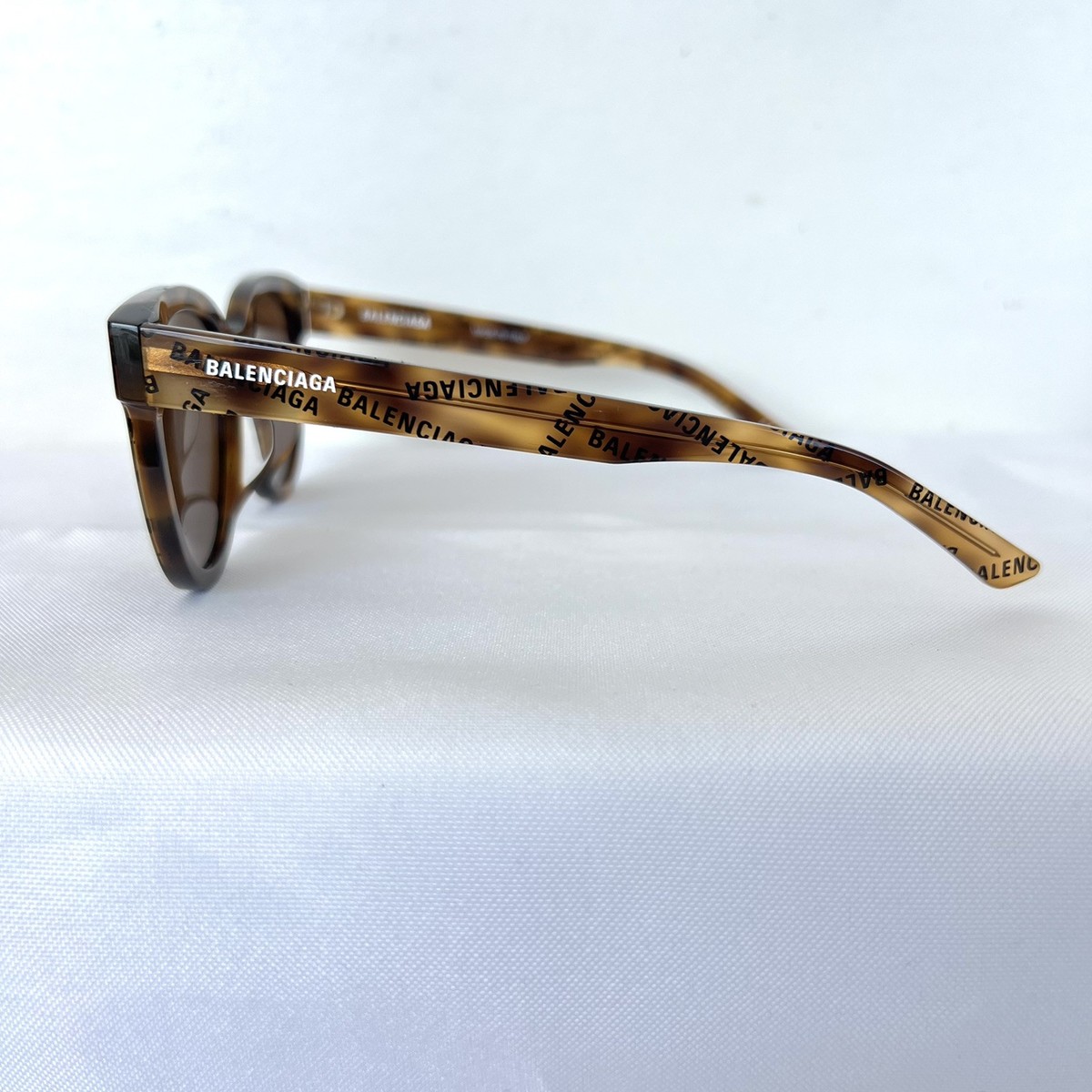 BALENCIAGA BB0077SK Brown Lens Cat Eye Shape Dark Havana  display picture 2