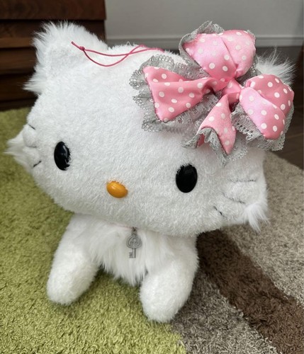 Mini Peluche Cœur Sanrio Charmmy Kitty (miel Mignon) - Mascotte Neuve - 2024