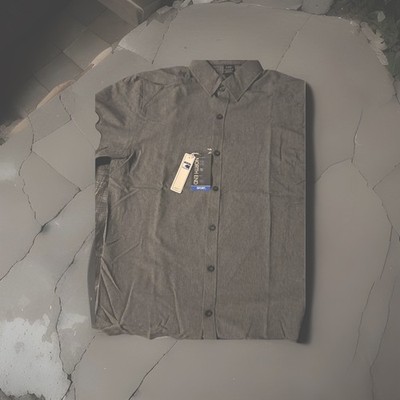 Men s North End Sport Long Sleeve Dress Shirt. Color Carbon Heather Gray NWT. S