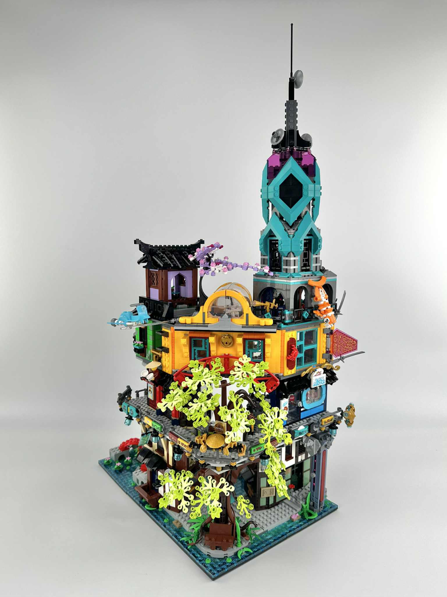 LEGO 71741 - NINJAGO: NINJAGO City Gardens - Complete
