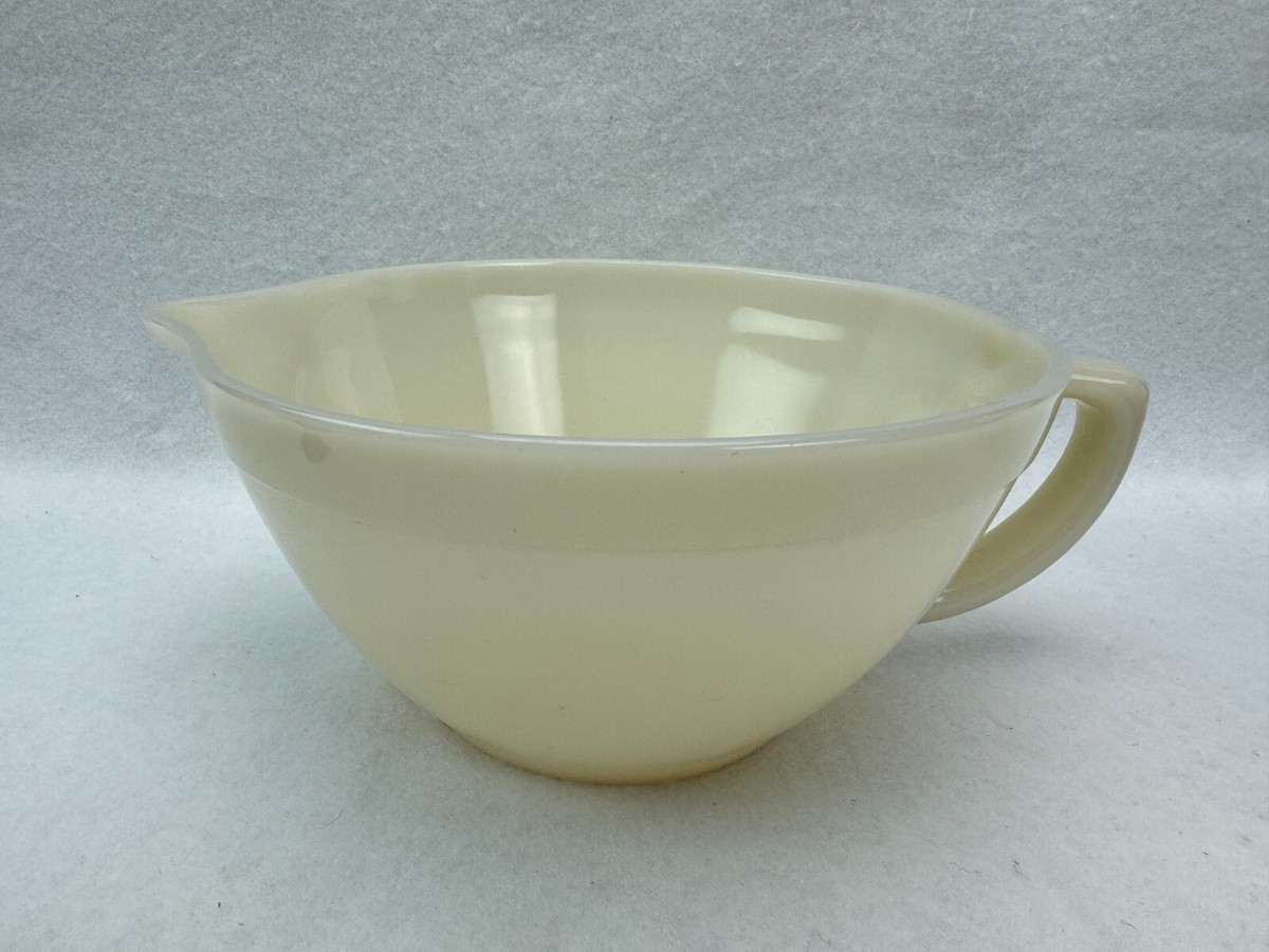 Vintage Fire King Oven Ware Ivory Milk Glass Batter Mixing Bowl Spout  Handle A
