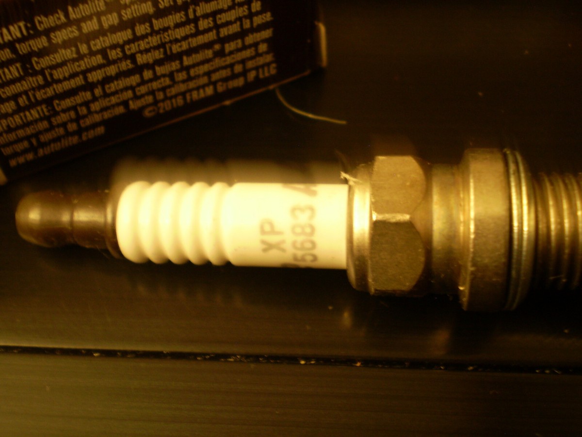 FOUR(4) Autolite Iridium XP5683 Spark Plugs | eBay 