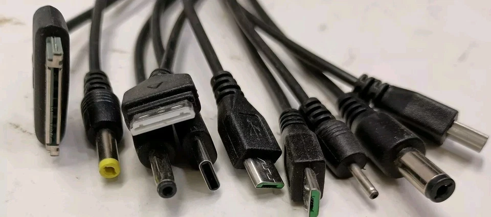 10 in 1 Universal Multi USB Charging Cable for Iphone/MP3/Ipad/Motorola/Sony - Image 3 of 4