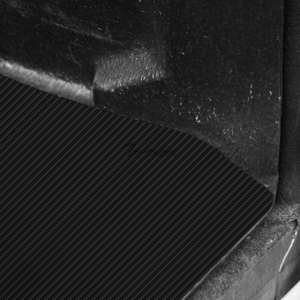 Topline For 20052021 Nissan Frontier 5' Short Cab Rubber Truck Bed Mat