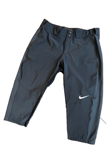 NIKE X Undercover Gyakusou Three Quarter Pant Wmns - Small -Black
