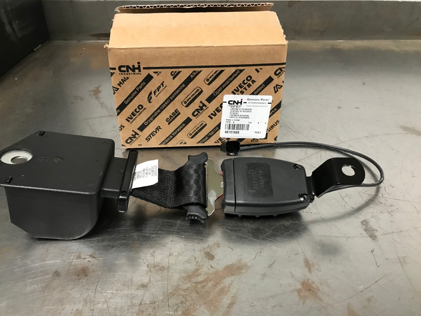 New Holland Skid Steer Seat Belt L213 L218 L220 L221 L223 84174263 /