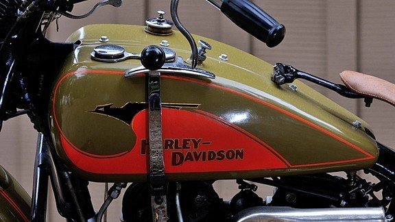 Harley-Davidson タンク 黒/赤/青 Custom Paint Harley-Davidson SportSter Tank Gunmetal Center
