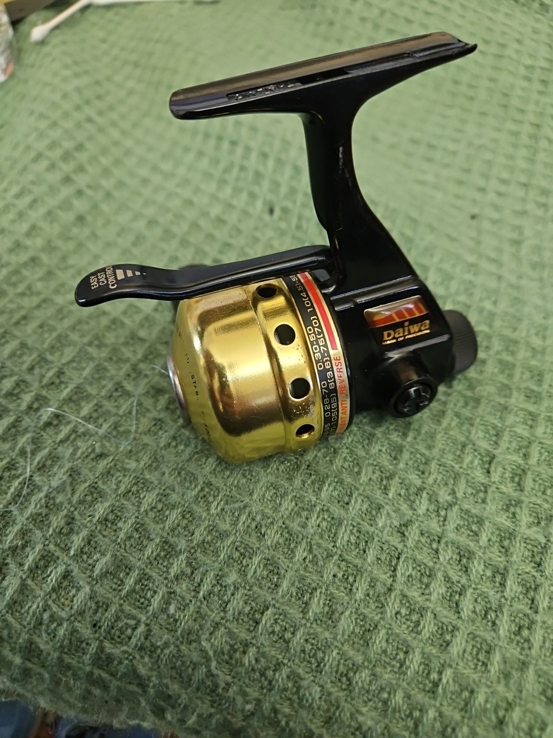 Vintage Daiwa US-80XA Trigger Spin Casting Reel Rear Drag Th