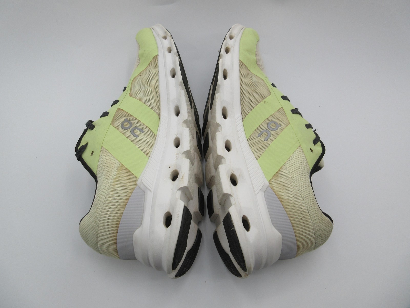 On Running Cloudrunner Shoes Womens Size 11 Green… - image 5