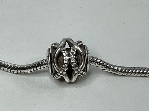 Pandora Essence Caring Charm Retired