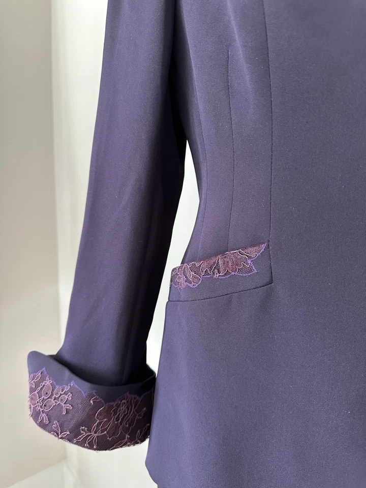 Conjunto de falda de alta costura Richard Tyler. Maxi falda y blazer.Detalles de encaje.Talla 10. Foto 4 de 4