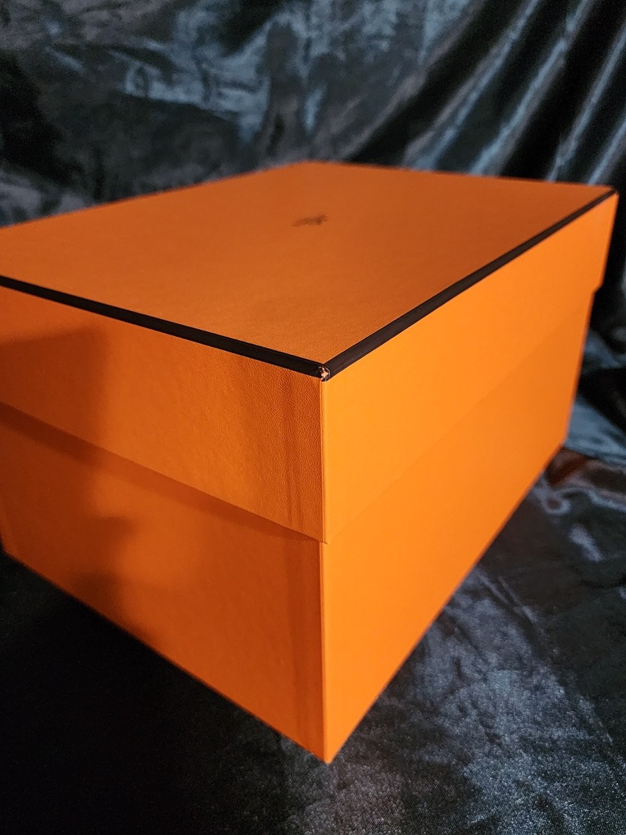 Authentic Hermes Empty Box #515 w/Tissue Paper, Booklet