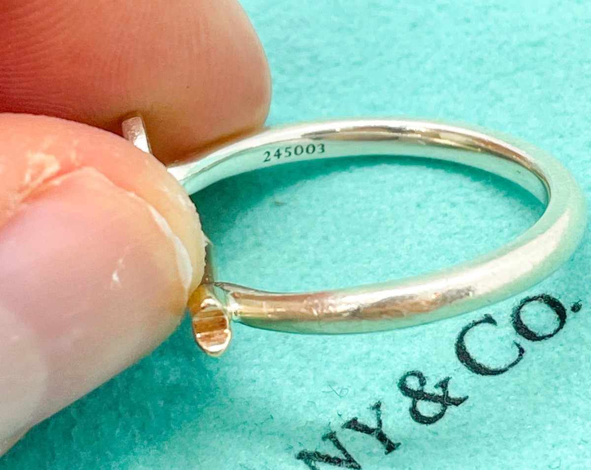 Tiffany & Co. Return to Tiffany Lovestruck Heart Ring 18K Gold