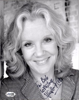 HAYLEY MILLS HAND SIGNED 8x10 PHOTO      PARENT TRAP ACTRESS     TO BOB      JSA