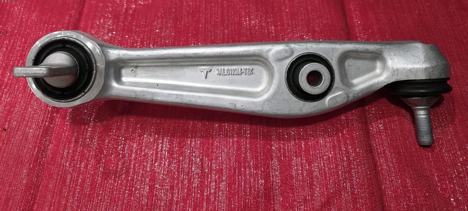 OEM Tesla Model Y 2020-2024 Front Lower Control Arm 1188341-00-C - Image 2 of 4