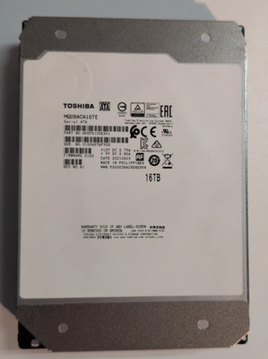 Toshiba MG08 Series MG08ACA16TE   16 TB Enterprise-Festplatte 3,5''