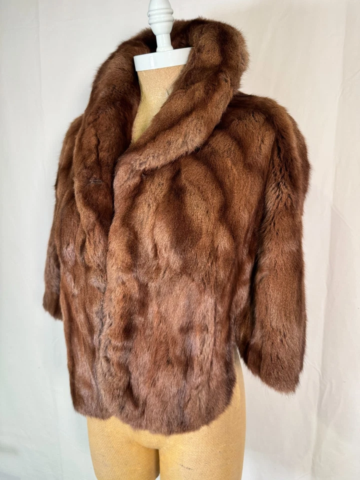 Chaqueta bolero de piel marrón suave genuina vintage años 70 estola envolvente hecha en EE. UU. Foto 3 de 4